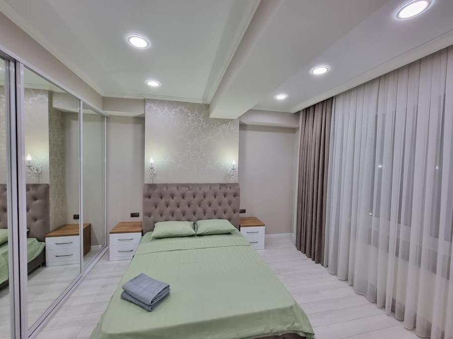 Grand Excelent New Ultra Central Apartments คีชีเนา ภายนอก รูปภาพ