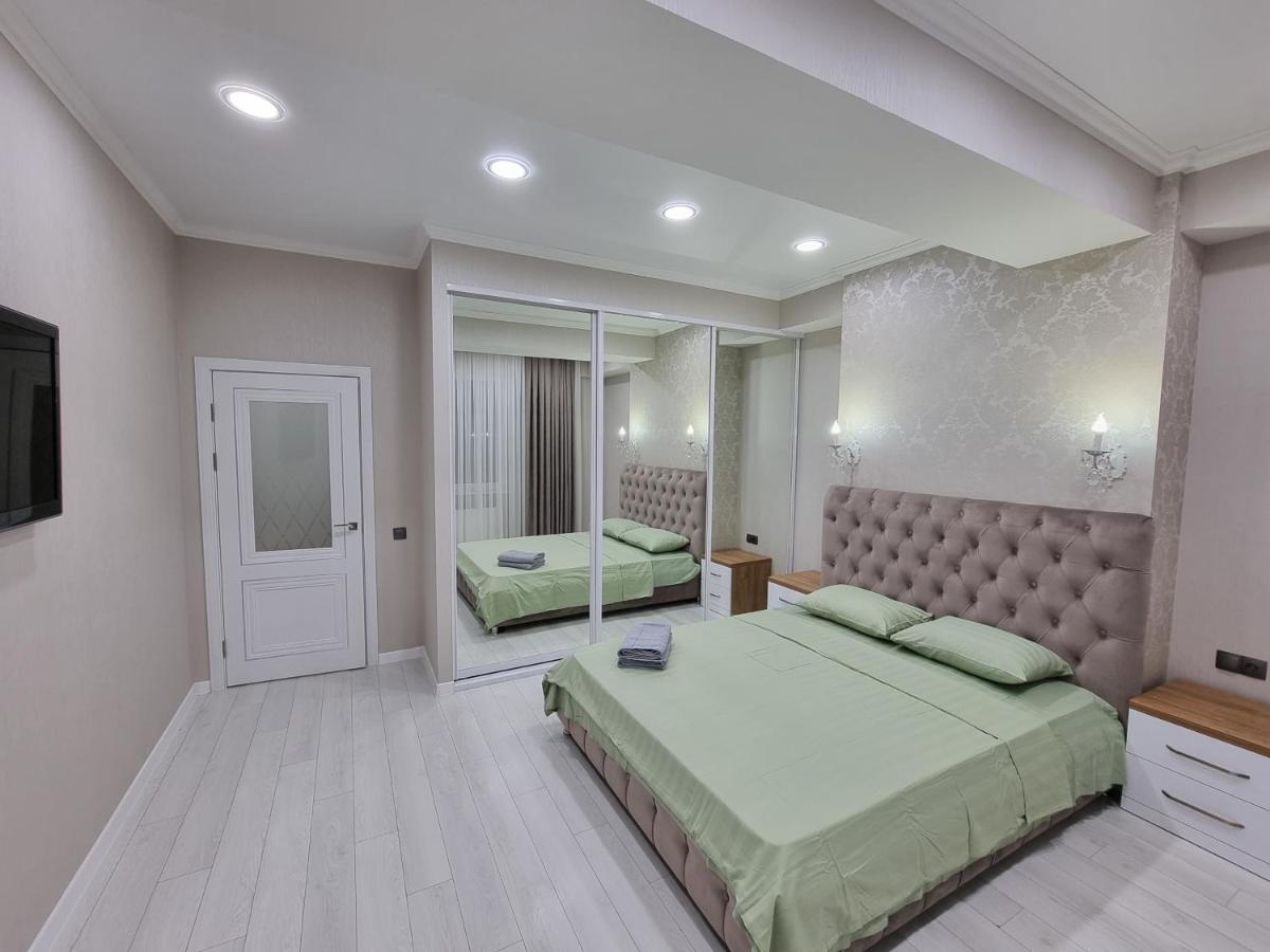 Grand Excelent New Ultra Central Apartments คีชีเนา ภายนอก รูปภาพ